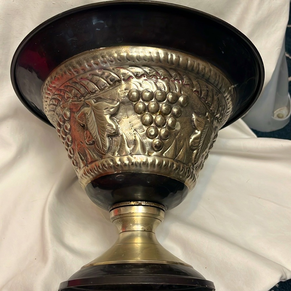 Reproduction/ Victorian retro Large Decorative chalice /fruit bowl